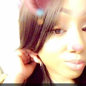 Meet your Posher, Karina